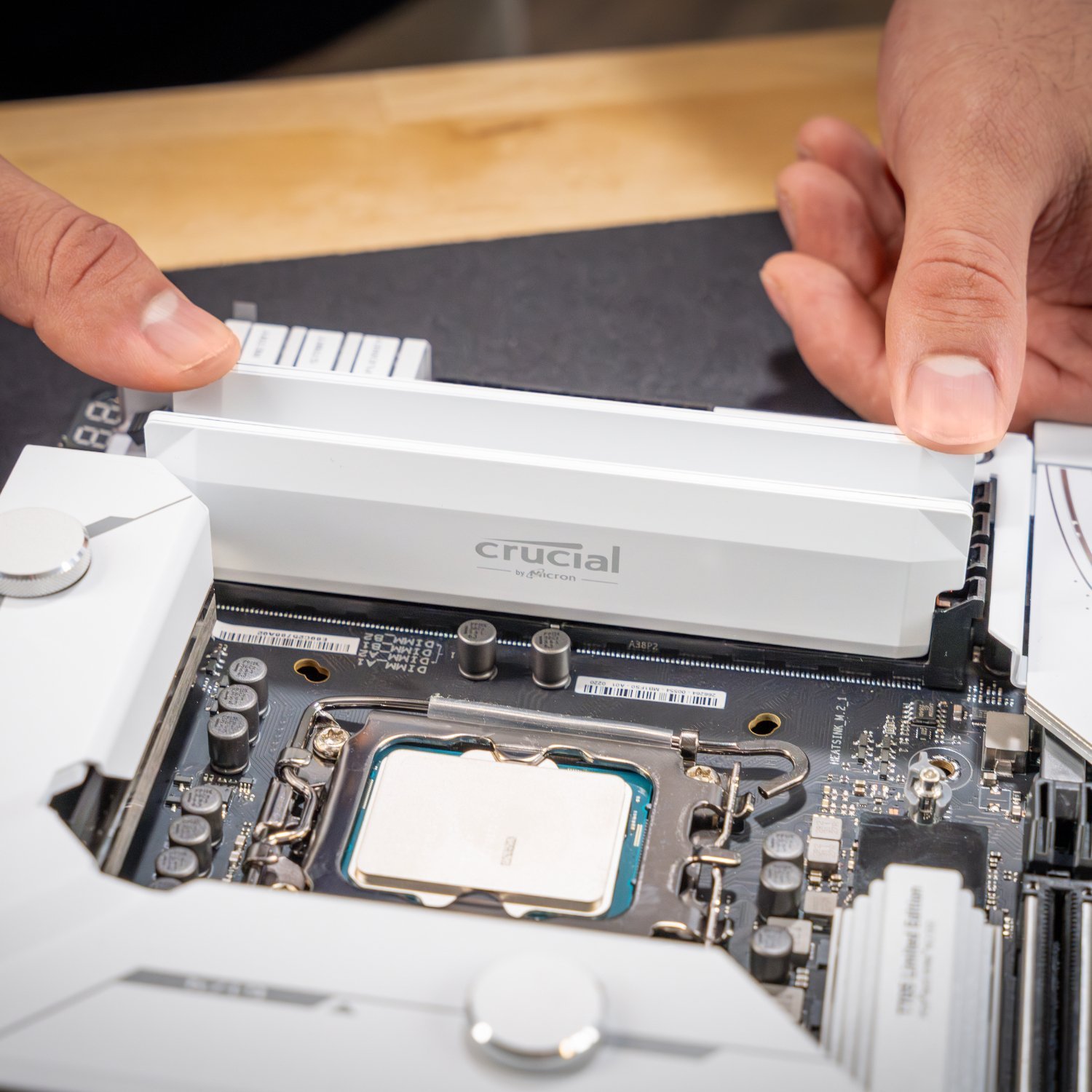 Crucial Pro Overclocking 32GB 6000Mhz DDR5 Desktop Memory White - Image 5